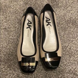 Anne Klein Sport Akuna flats size 8.5
